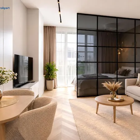Wroapart - Staromiejski Bulwar By The River Apartment *