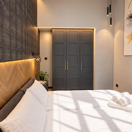 Wroapart - Staromiejski Bulwar By The River Apartment Breslau